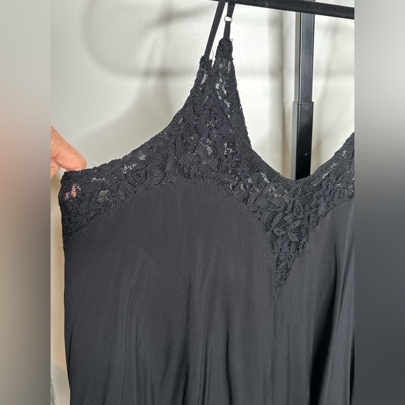 Paper Hearts Black Women's Lace Detail V Neck Dress - Size 8 - Picture 6 of 9